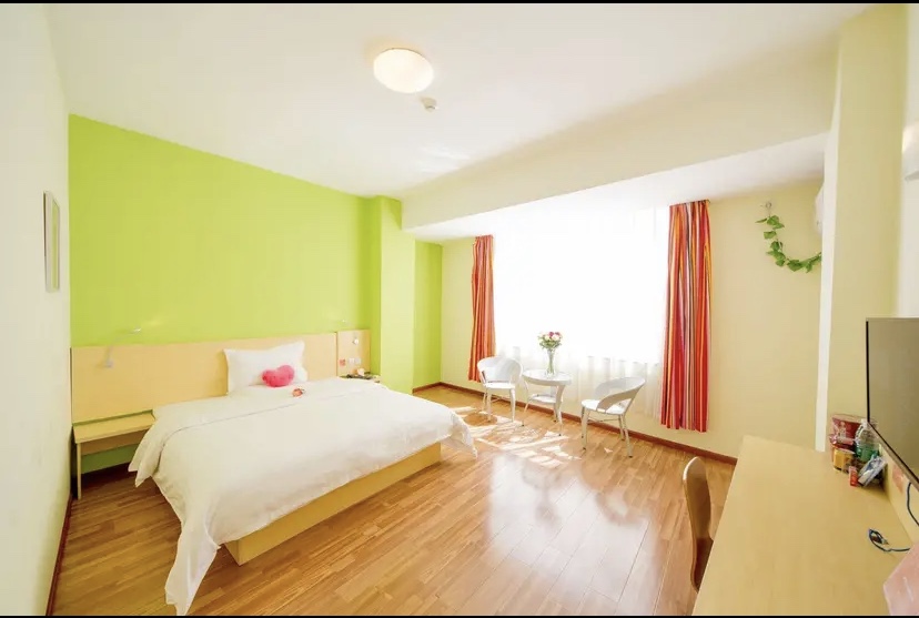 七天連鎖麗江機(jī)場(chǎng)大巴店