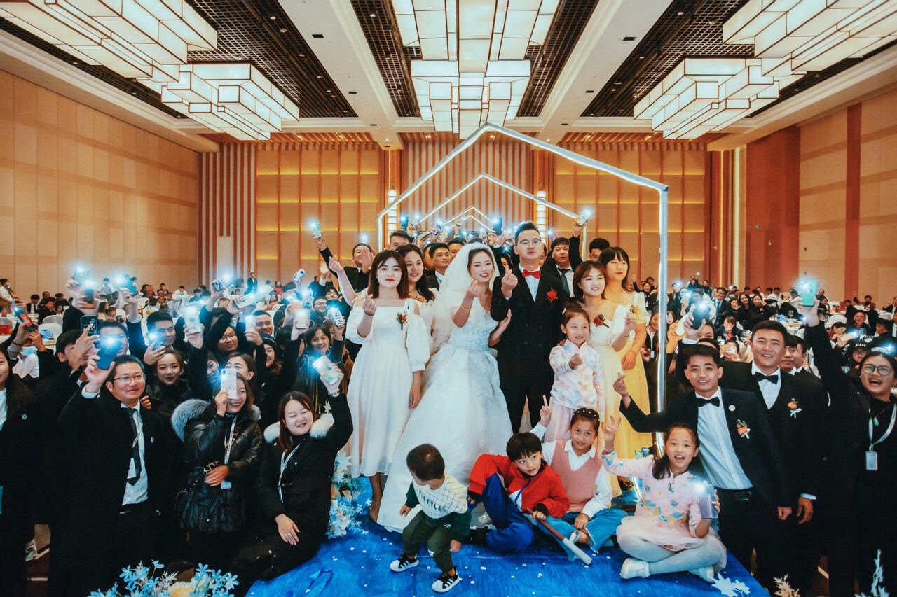 麗江全程婚禮大型策劃執(zhí)行就選麗江復(fù)華麗朗度假酒店；