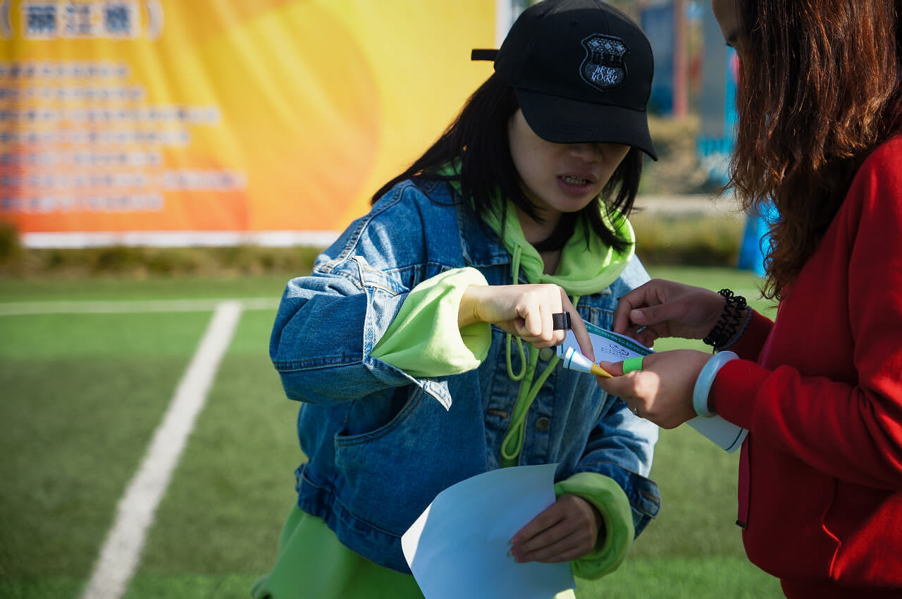 麗江定向戶外運(yùn)動協(xié)會古城尋寶拓展