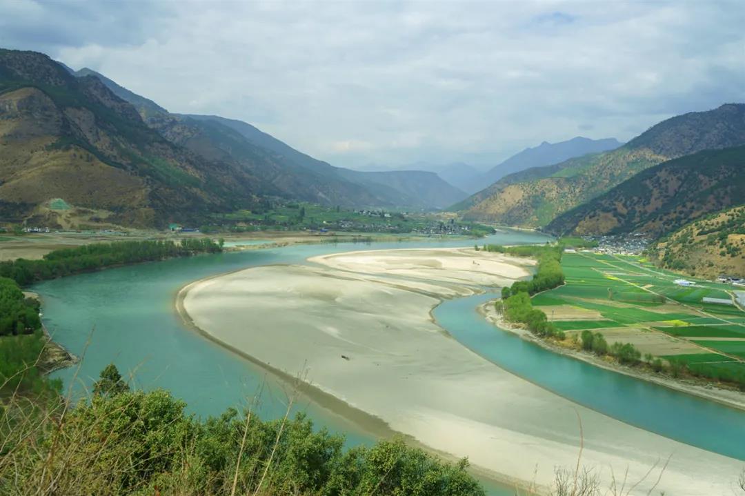 絕美！麗江的春天竟然藏在這里…