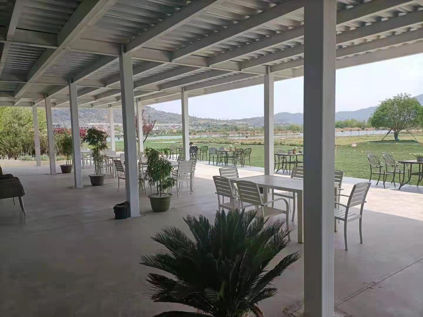 麗江拉市海候鳥(niǎo)灣團(tuán)建拓展基地