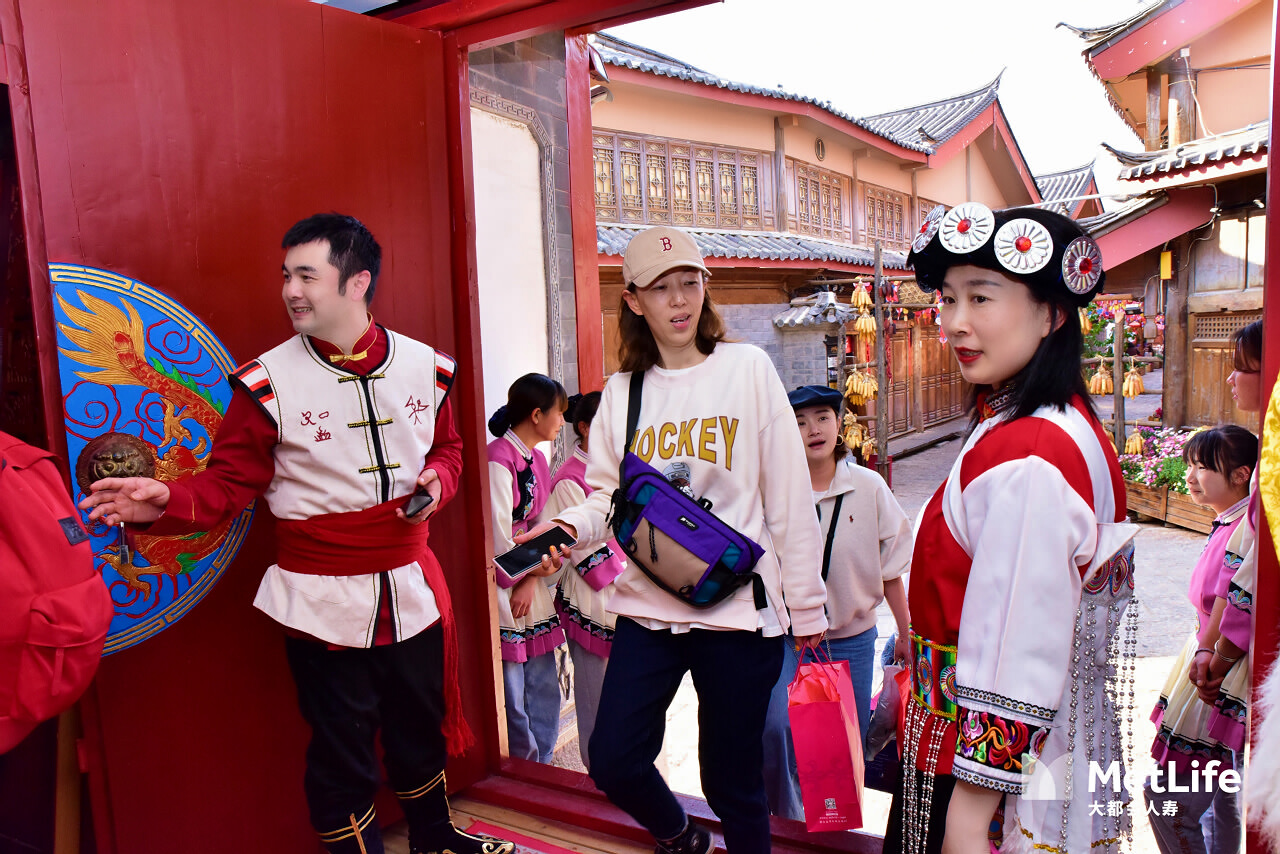 麗江古城納西喜宴會(huì)議晚宴