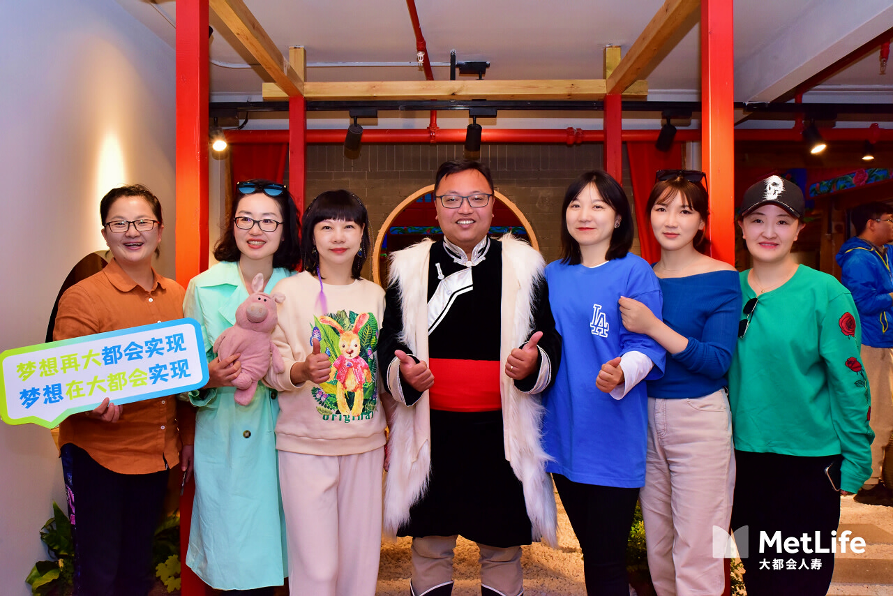 麗江古城納西喜宴會(huì)議晚宴