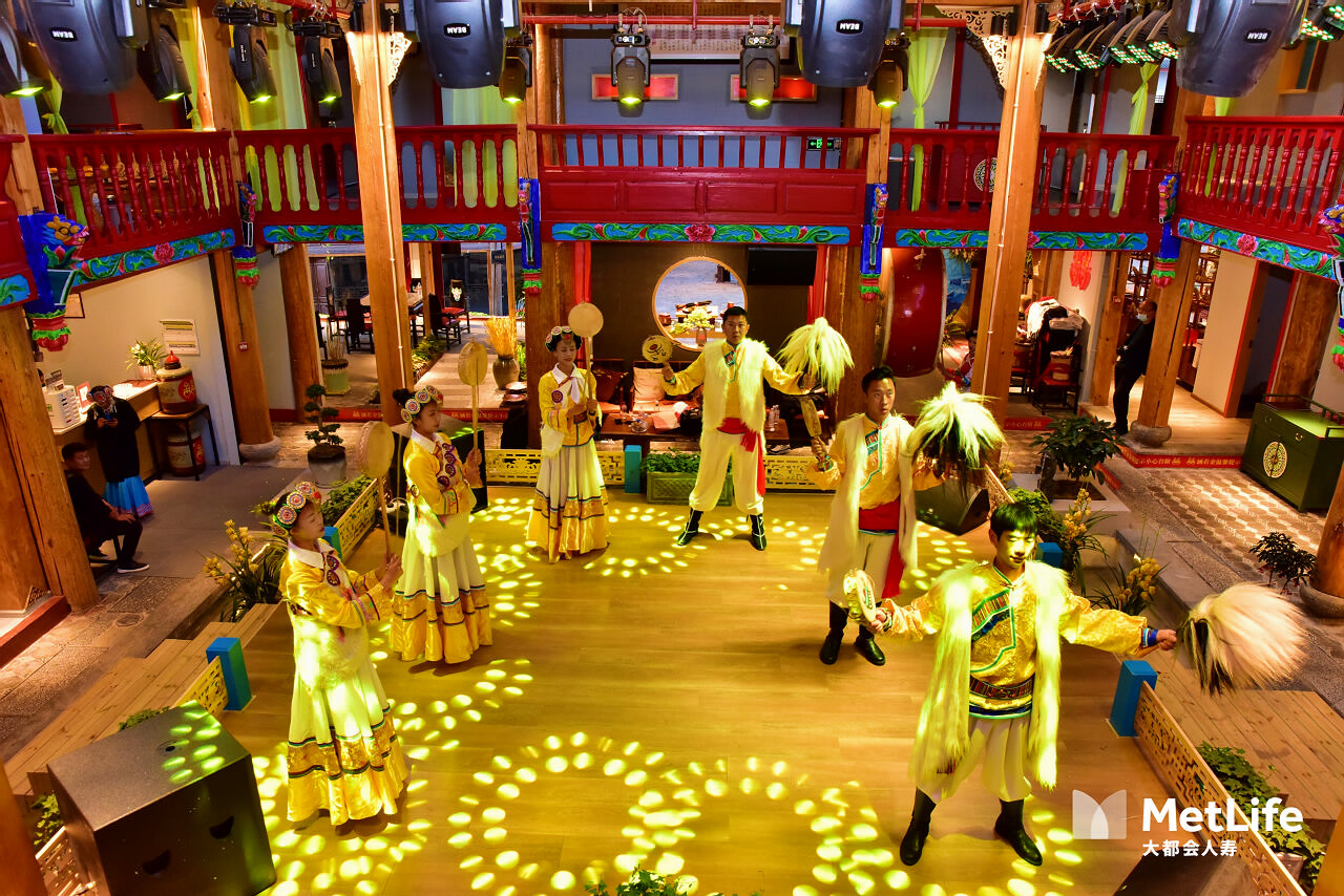 麗江古城納西喜宴會(huì)議晚宴