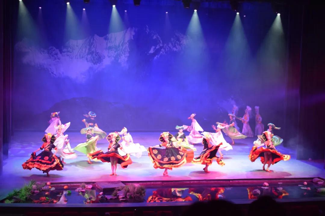 觸碰麗江古城，從五花石板路開始……