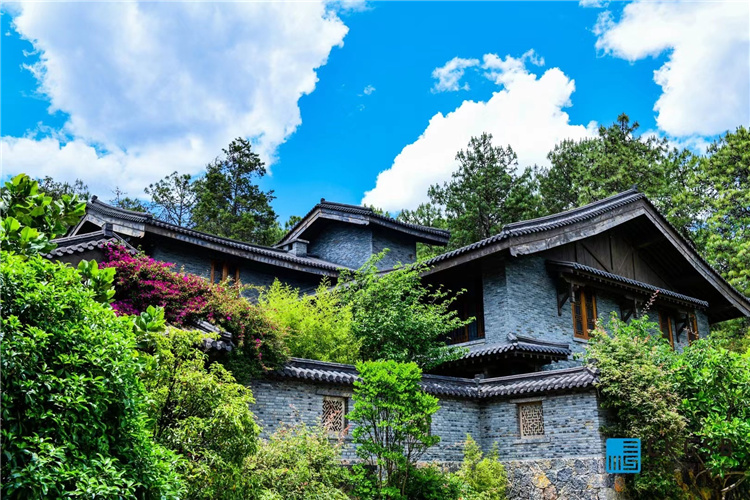 麗江松贊林卡酒店團建之旅