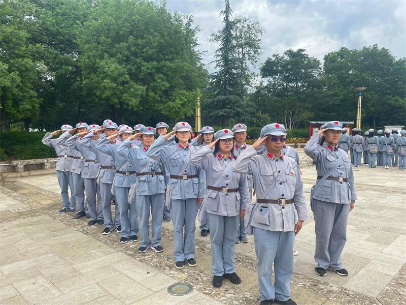 麗江紅色主題黨課之隊列訓(xùn)練