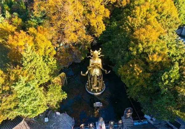 一樣的“雪山水”，不一樣的“麗江源”，這里是玉水寨！