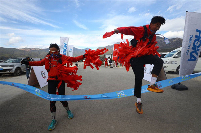 麗江山地馬拉松比賽：第三屆云南省戶外運動嘉年華2021玉龍山徑?美麗鄉(xiāng)村健康跑，來麗江參加半馬比賽吧